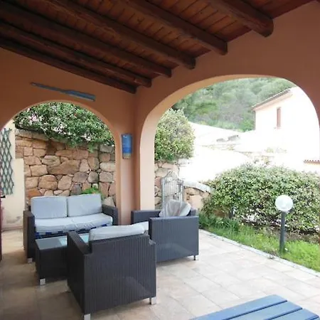 Villino Janna Di La Chessa Apartment *