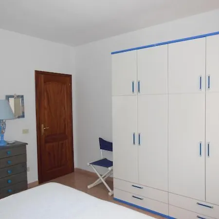 Apartment Villino Janna Di La Chessa *